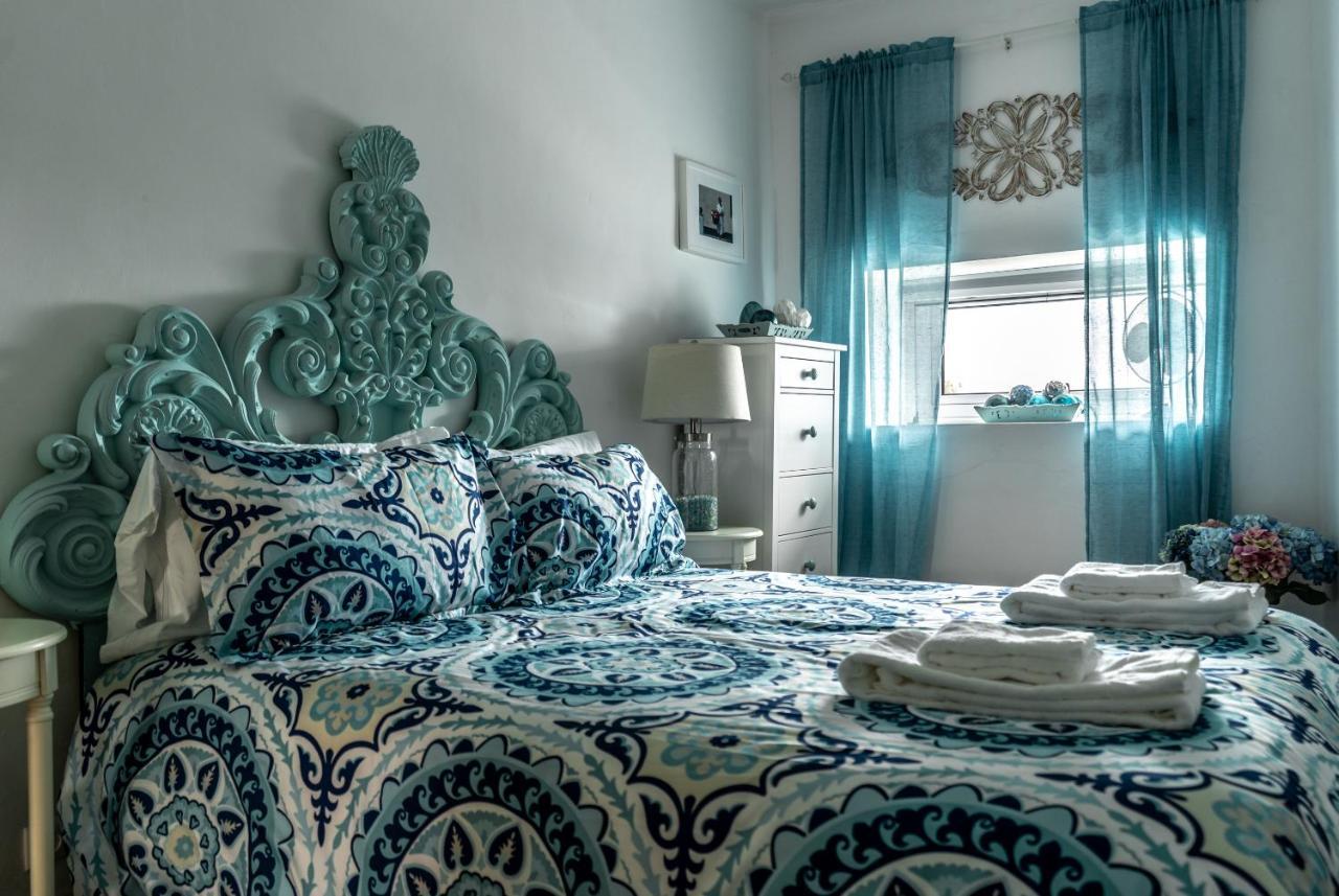 City Center, 200 Meters To Marina, Walk To Everything, Private Yard And Garden Πόντα Ντελγκάντα Εξωτερικό φωτογραφία