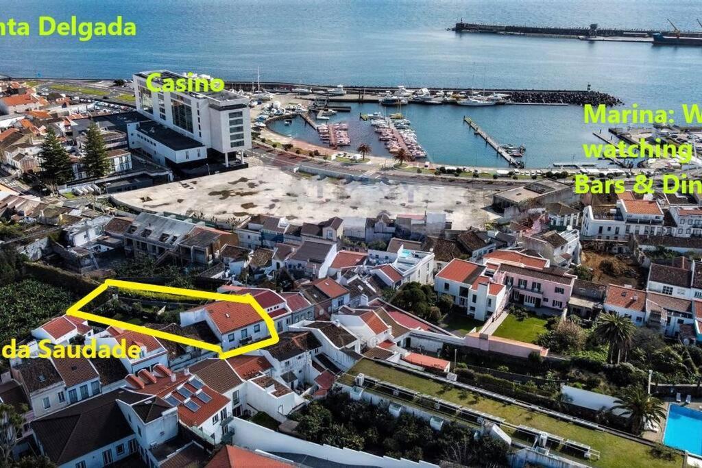 City Center, 200 Meters To Marina, Walk To Everything, Private Yard And Garden Πόντα Ντελγκάντα Εξωτερικό φωτογραφία